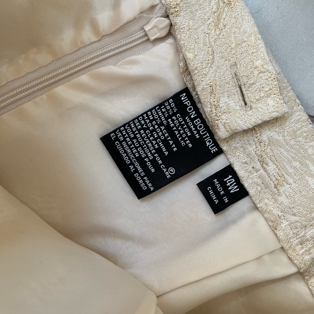 Nipon Boutique Suit Set - image 7